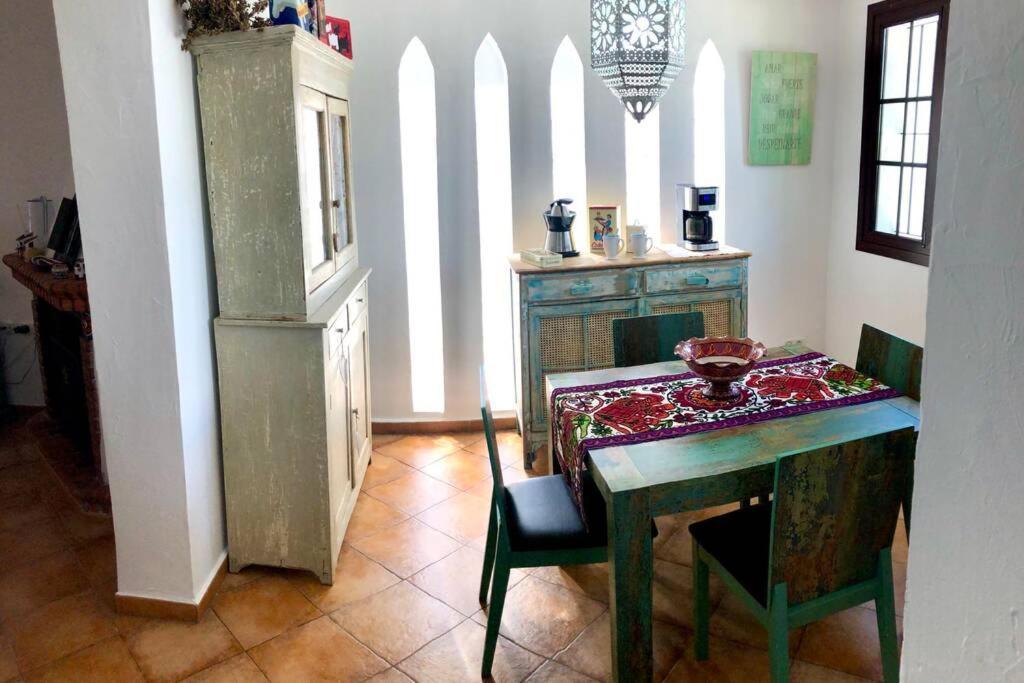 Gatu Premium Villa Lurberri Piscina Privada, 4 Dormitorios, 2 Banos, Parking , Jardines, " Preferente Mayores De 25 Anos Y Familias " In Y Barbacoa Chiclana de la Frontera Esterno foto