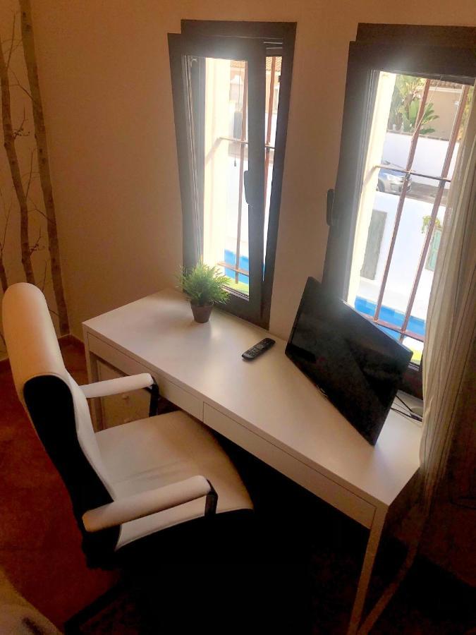 Gatu Premium Villa Lurberri Piscina Privada, 4 Dormitorios, 2 Banos, Parking , Jardines, " Preferente Mayores De 25 Anos Y Familias " In Y Barbacoa Chiclana de la Frontera Esterno foto