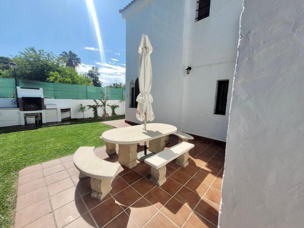 Gatu Premium Villa Lurberri Piscina Privada, 4 Dormitorios, 2 Banos, Parking , Jardines, " Preferente Mayores De 25 Anos Y Familias " In Y Barbacoa Chiclana de la Frontera Esterno foto