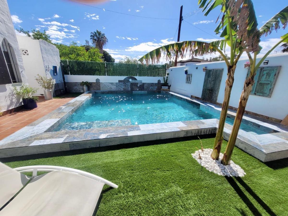 Gatu Premium Villa Lurberri Piscina Privada, 4 Dormitorios, 2 Banos, Parking , Jardines, " Preferente Mayores De 25 Anos Y Familias " In Y Barbacoa Chiclana de la Frontera Esterno foto