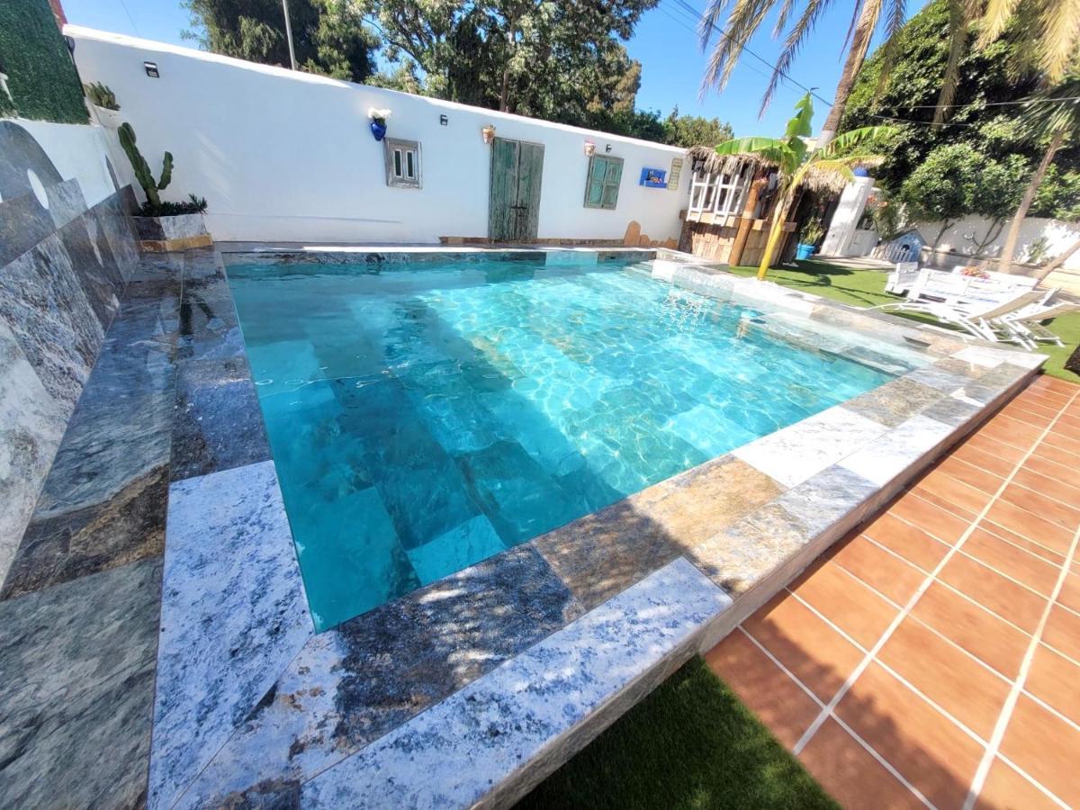 Gatu Premium Villa Lurberri Piscina Privada, 4 Dormitorios, 2 Banos, Parking , Jardines, " Preferente Mayores De 25 Anos Y Familias " In Y Barbacoa Chiclana de la Frontera Esterno foto
