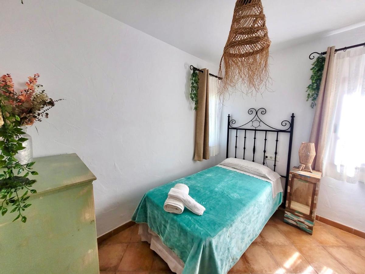 Gatu Premium Villa Lurberri Piscina Privada, 4 Dormitorios, 2 Banos, Parking , Jardines, " Preferente Mayores De 25 Anos Y Familias " In Y Barbacoa Chiclana de la Frontera Esterno foto