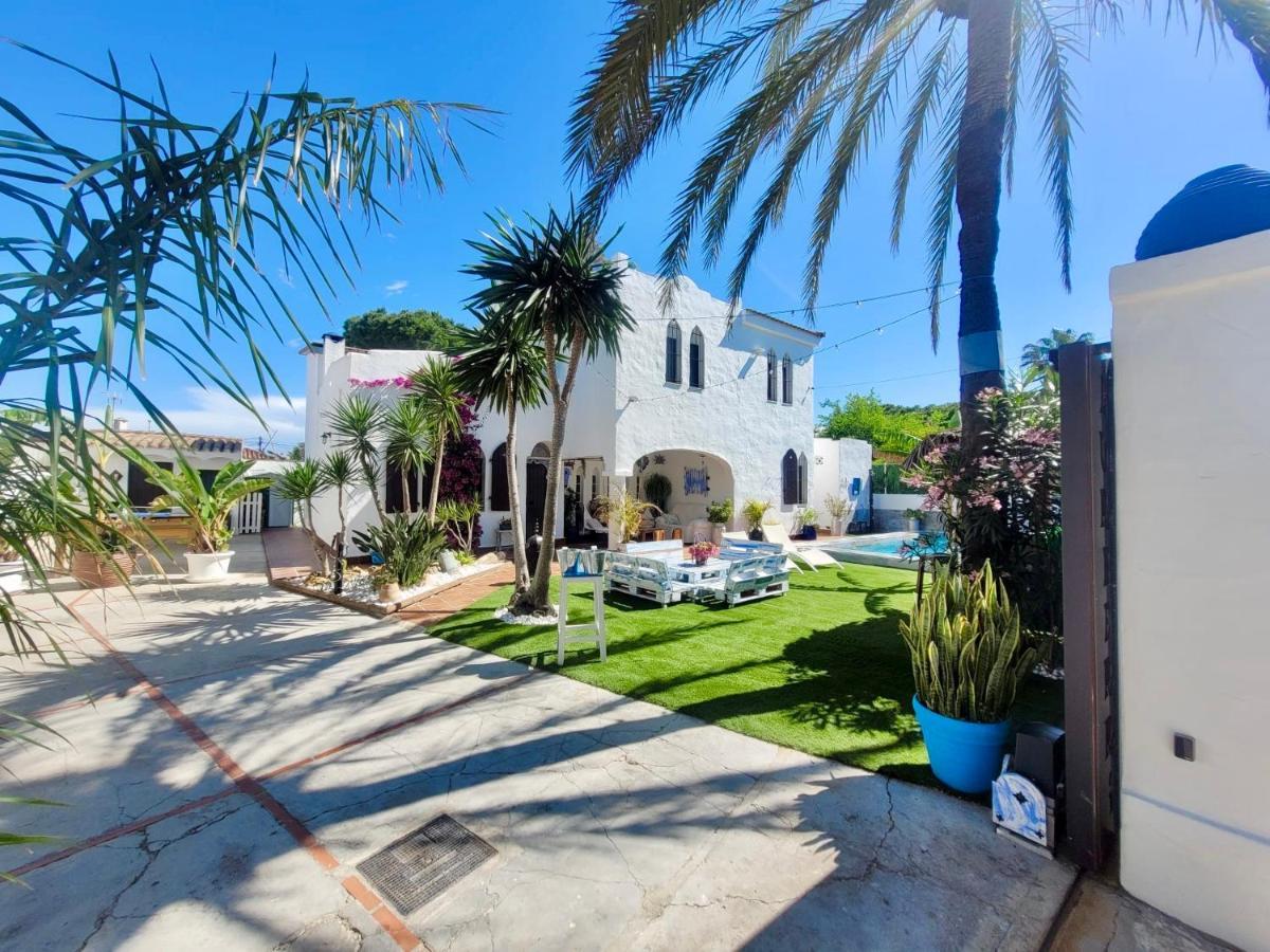 Gatu Premium Villa Lurberri Piscina Privada, 4 Dormitorios, 2 Banos, Parking , Jardines, " Preferente Mayores De 25 Anos Y Familias " In Y Barbacoa Chiclana de la Frontera Esterno foto